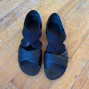 Camper Right Nina Sandal 37 (fits 6 or narrow 6.5)